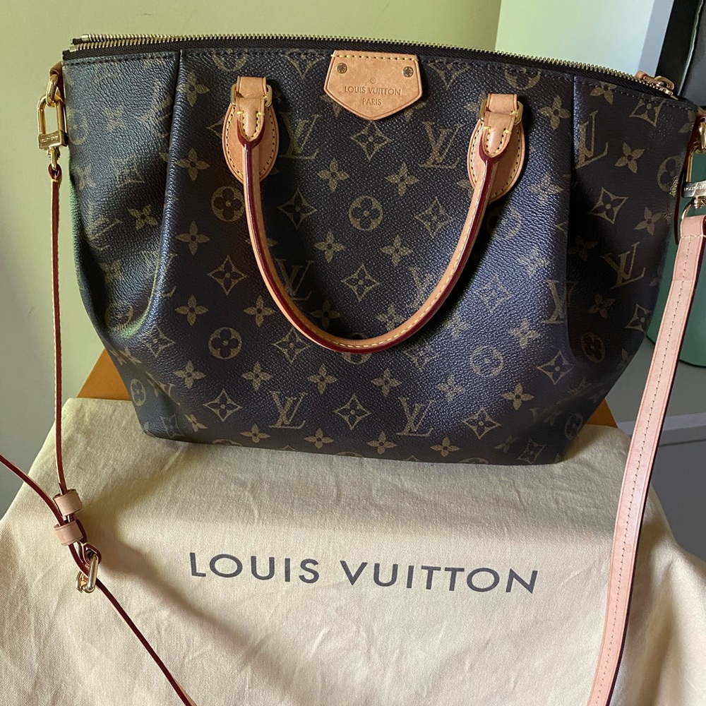 Louis Vuitton Turenne